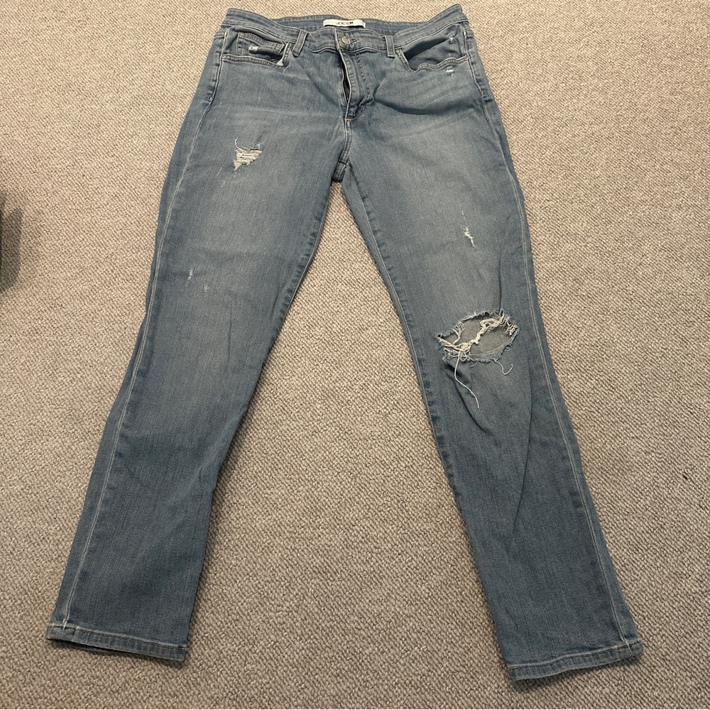 Joe's Jeans Boyfriend Slim Ankle Jeans in Distressed Denim